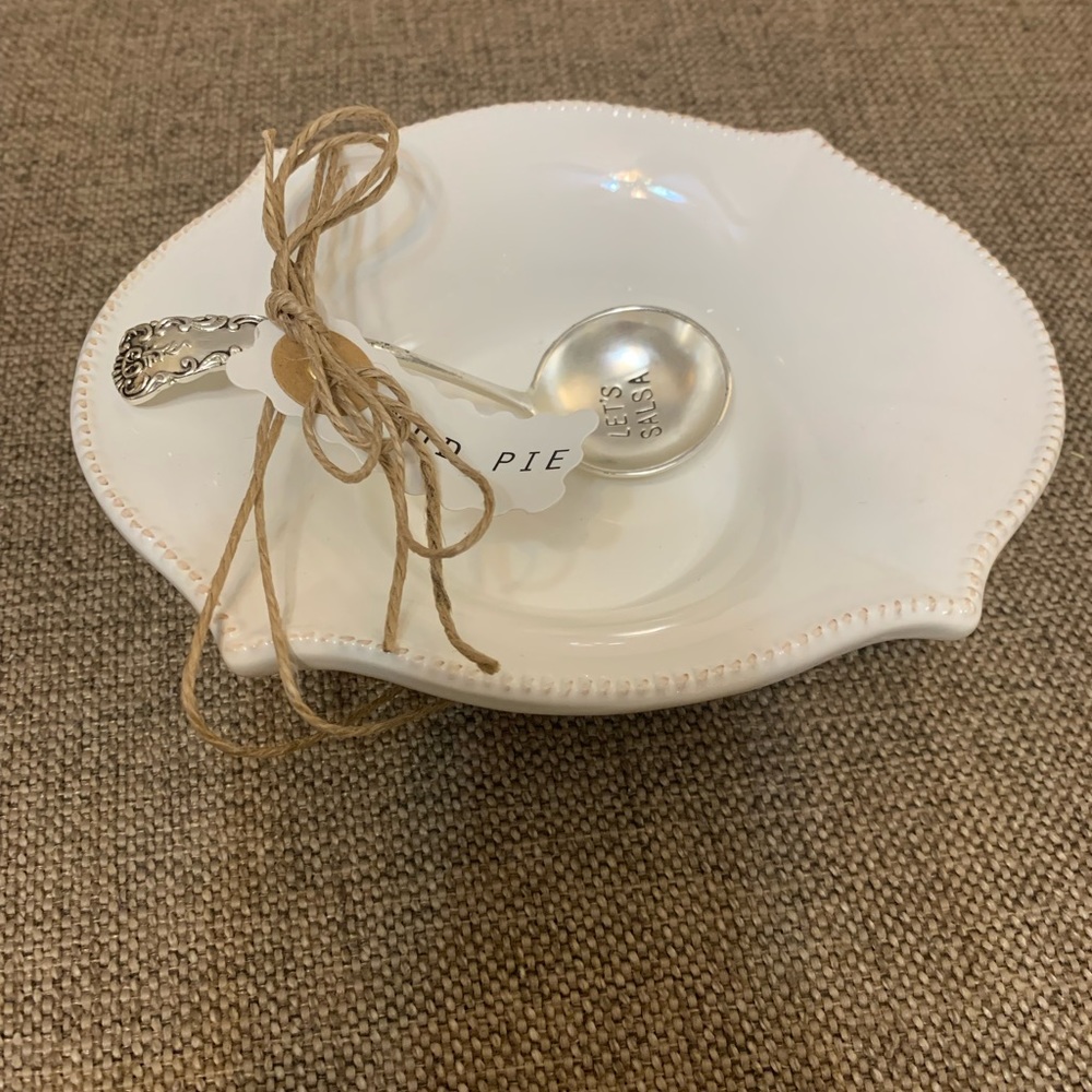 MudPie Salsa bowl